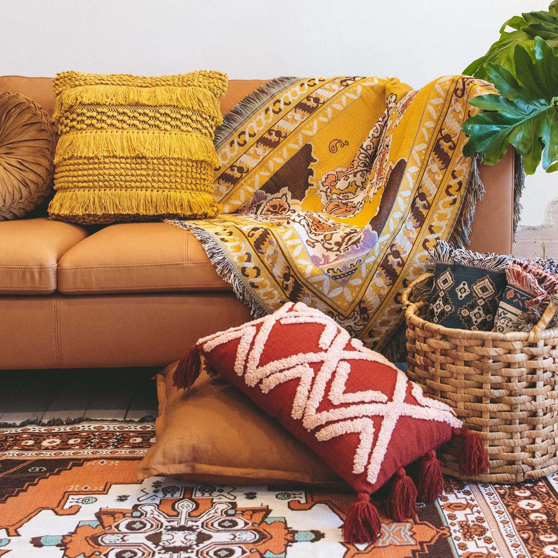 Boho Tribal Woven Blanket – Multi-Purpose Throw for Camping, Picnic, Sofa & Home Décor BK-006