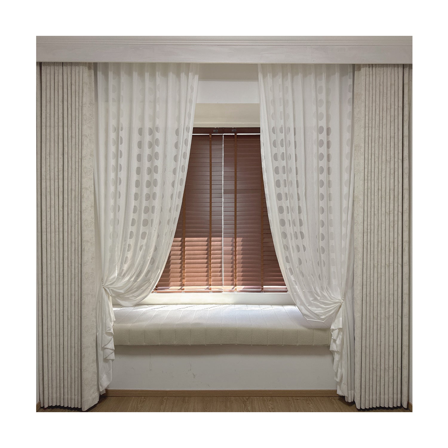Jungle Adventure Chenille Blackout Roman Shades for Kids&