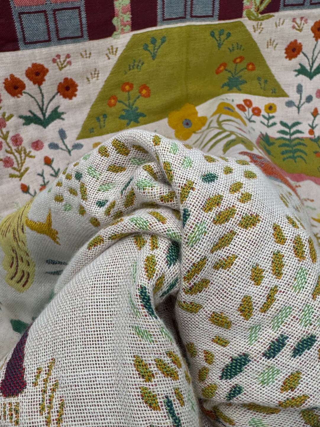 Curtainist x Chiya “Beautiful Home” Designer Collection Bath Towel – Long-Staple Cotton, Multi-Use as Tapestry, Shawl, or Door Curtain