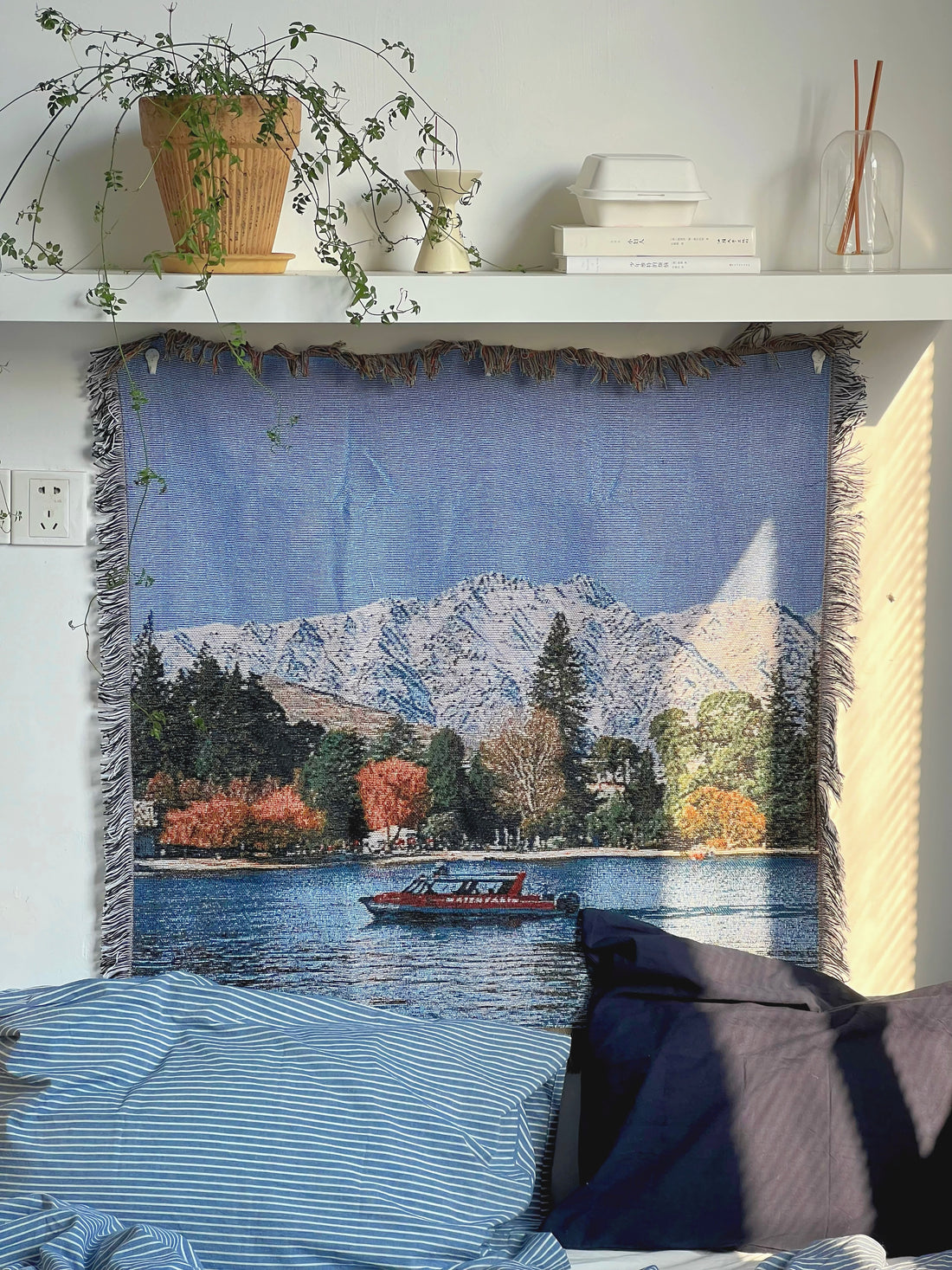 Queenstown Snow Mountain Wall Tapestry – Relaxed Nature Landscape Décor for Bedroom &amp; Living Room BK-007